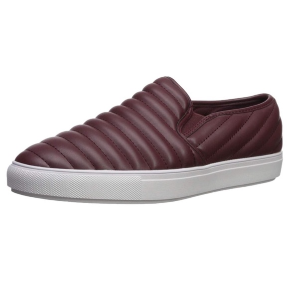 Steve Madden Men's Entity Faux Leather Slip-On Sneakers size 8 Burgundy - Picture 1 of 7
